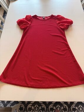 Woman's Red Puff-Sleeve Dress - size large